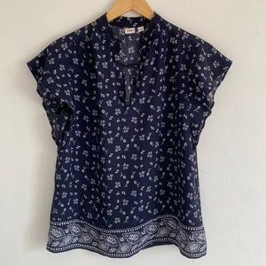 GAP Navy Blue Short Sleeve Floral Blouse.  Size S